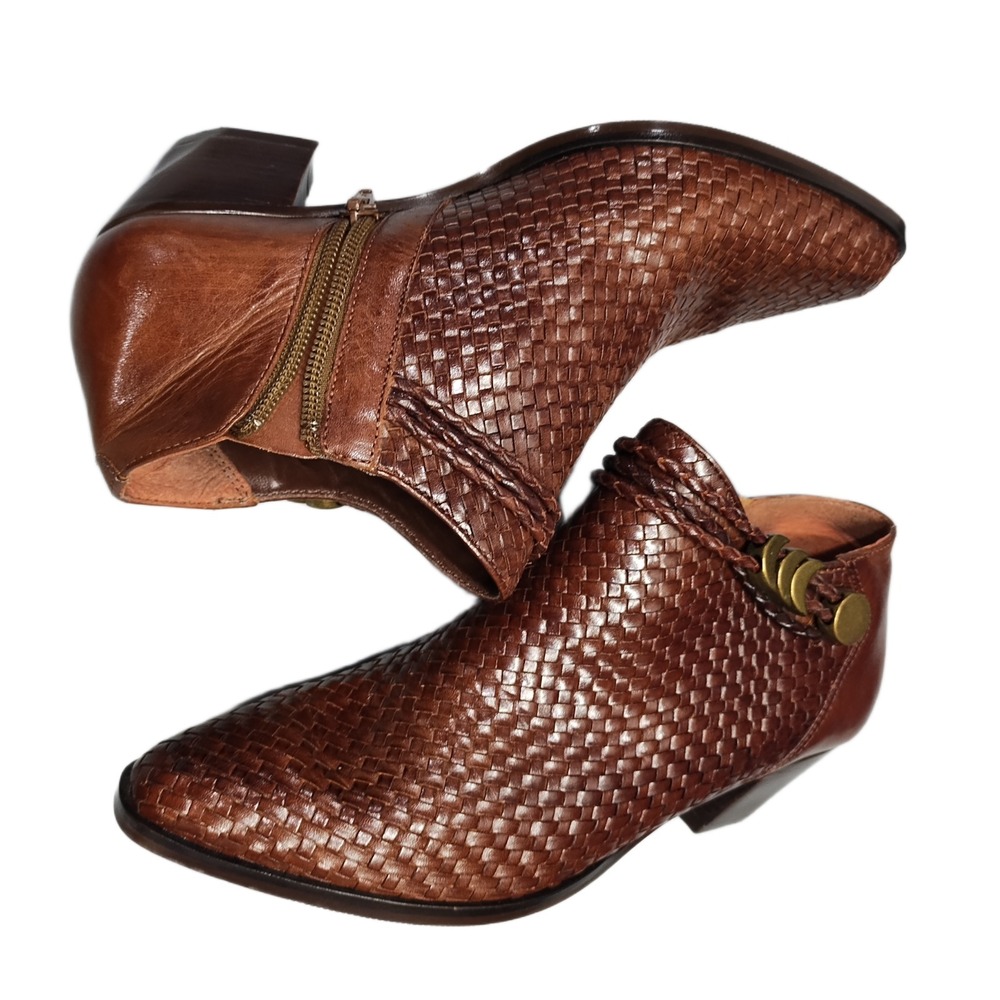 Valerie Stevens Ankle Boots Womens US 7M Brown Upper Braided Leather Pointed Toe